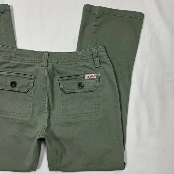 Y2K Roxy Low Rise Capri’s - Picture 2 of 10